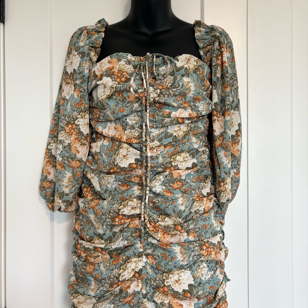 Hello Molly Basque Sage Floral Ruched Mini Dress Size Small - Picture 4 of 14